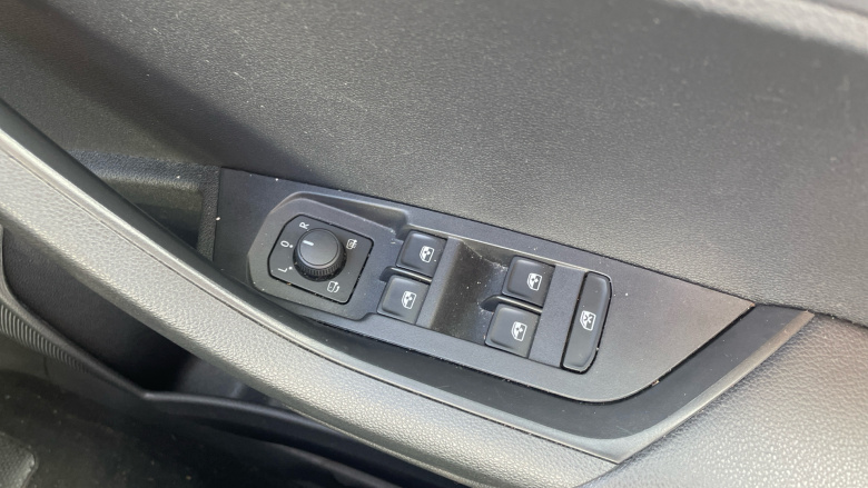 Skoda Karoq 1.0 TSI SE Technology 5dr Petrol Estate